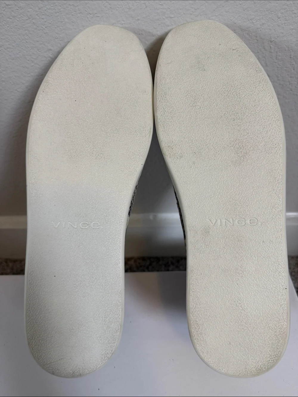 Vince Saxon 2 Snake Emboss Leather Slip On Platform Sneakers US 7 EU 37